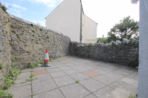 Photo 9- click for photo gallery